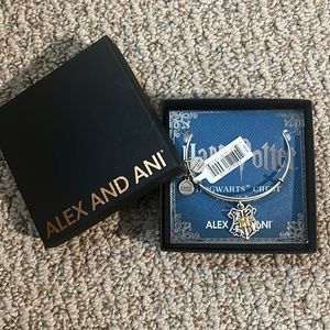 Alex and Ani Hogwarts Crest